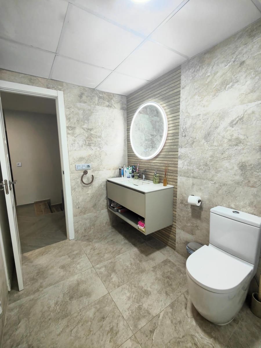 5 slaapkamer Villa te koop in Cabo Roig met zwembad - € 1.559.900 (Ref: 9732361)