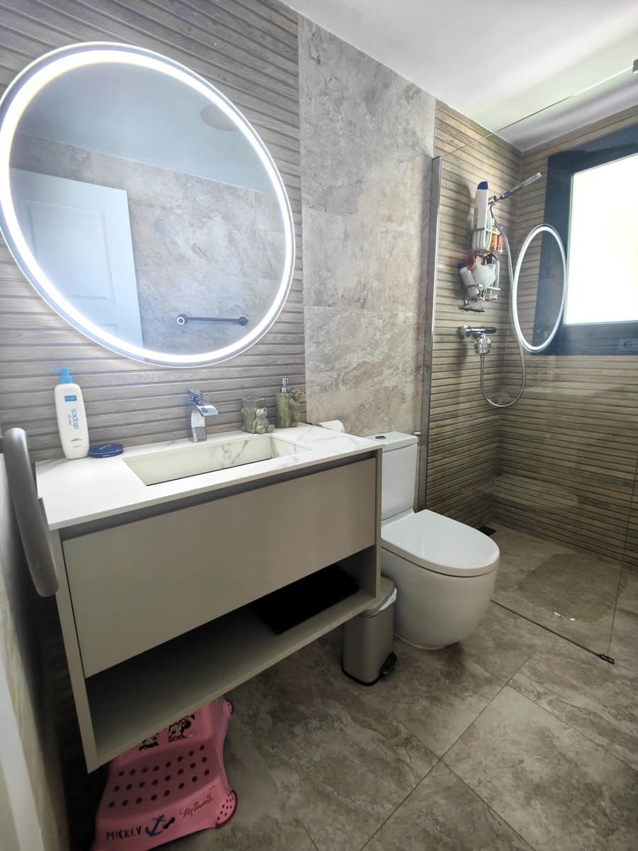 5 slaapkamer Villa te koop in Cabo Roig met zwembad - € 1.559.900 (Ref: 9732361)