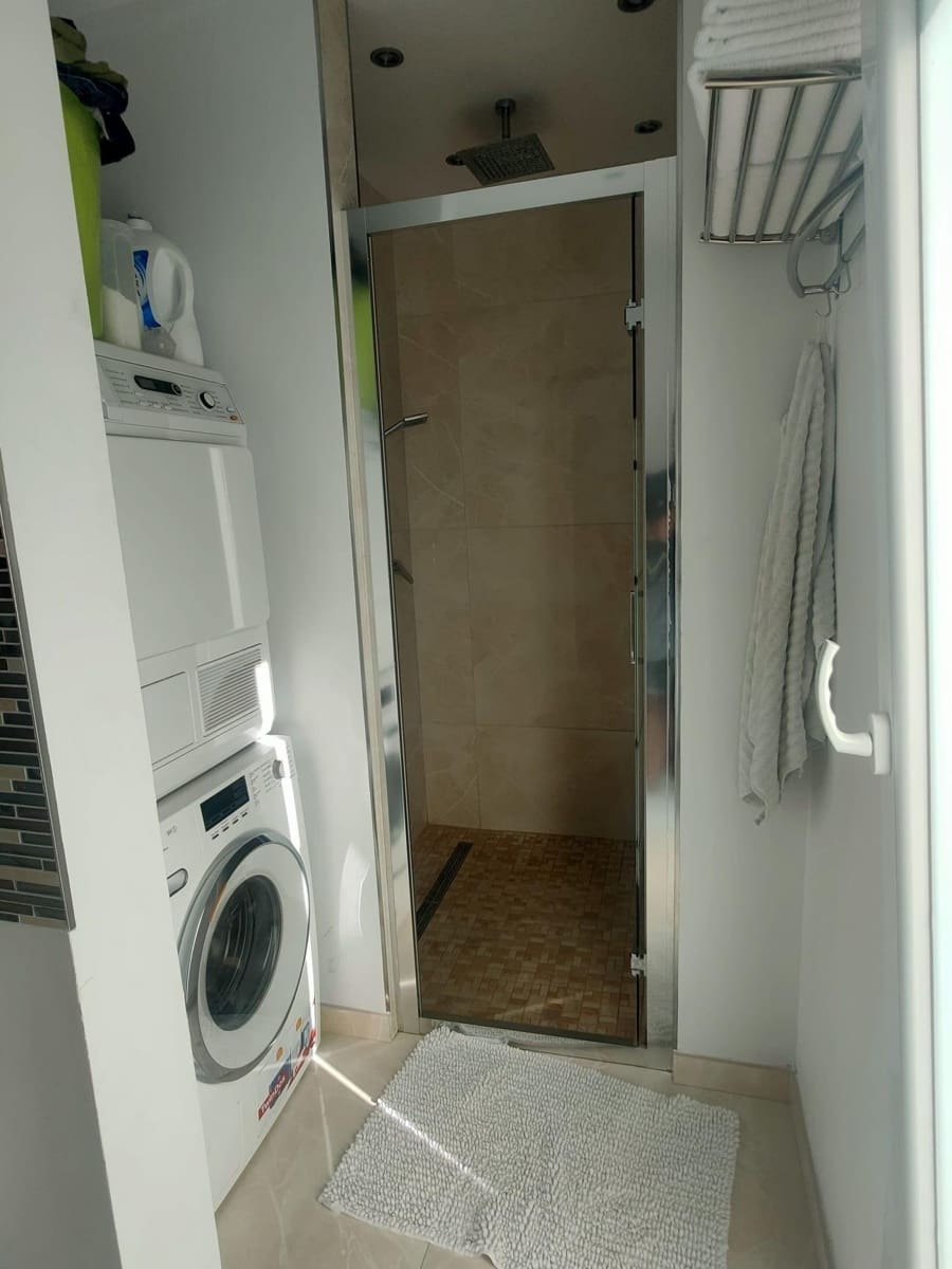 4 sypialnia Willa na sprzedaż w La Zenia z basenem - 1 300 000 € (Ref: 9732362)