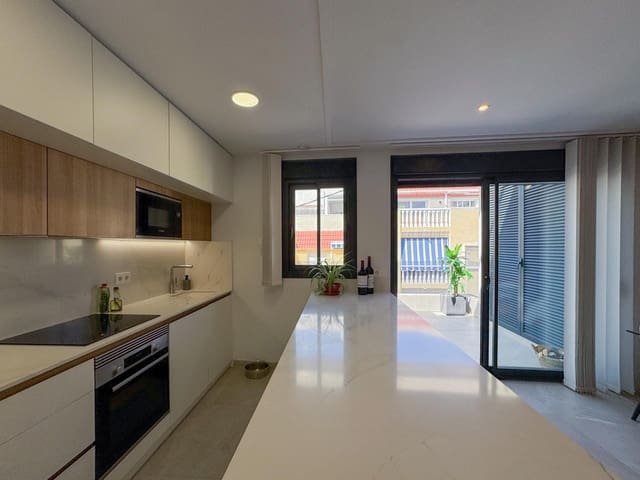3 soveværelse Penthouse til salg i Playa del Cura, Torrevieja med swimmingpool - € 399.000 (Ref: 9744154)