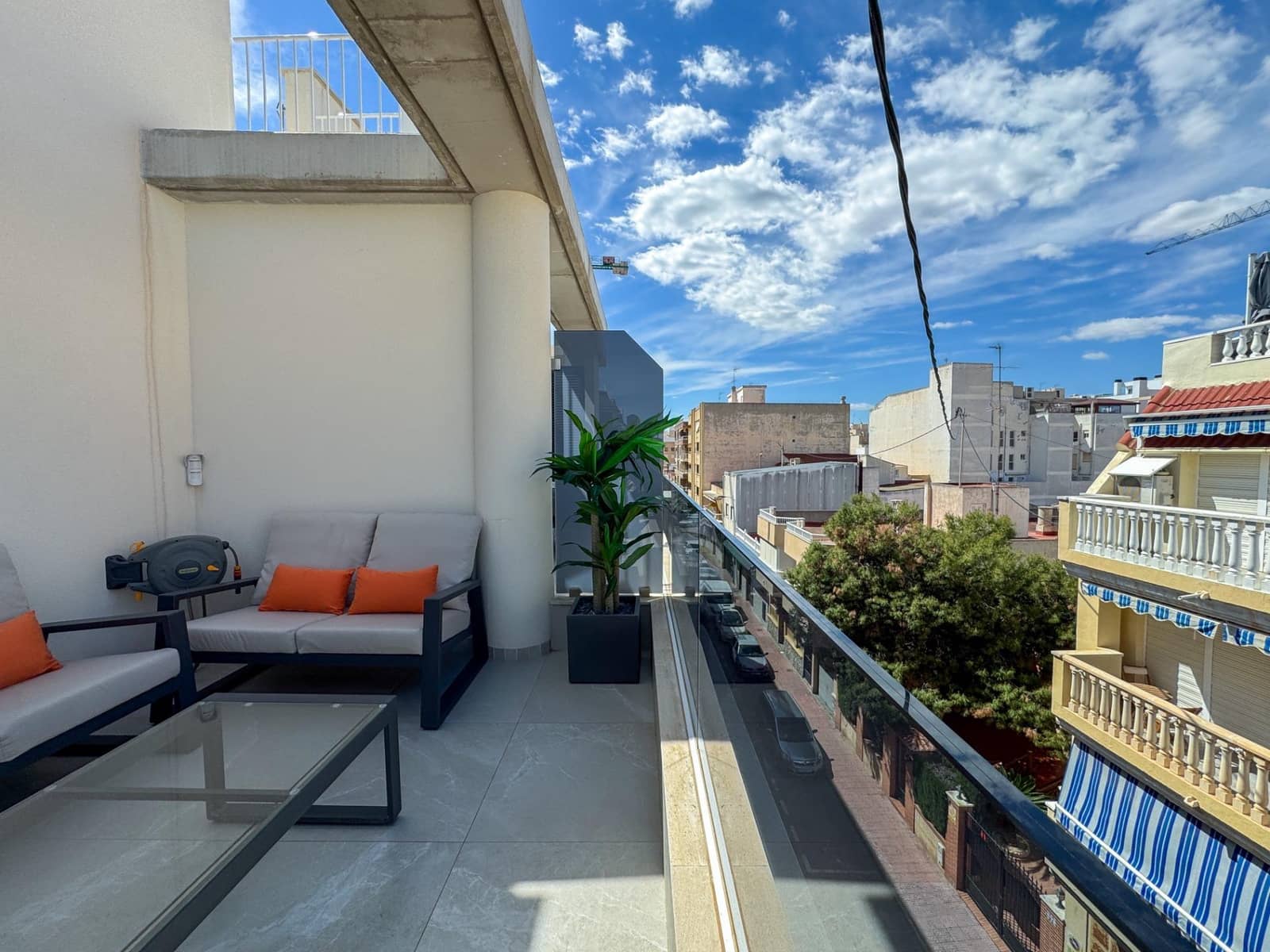 3 soveværelse Penthouse til salg i Torrevieja med swimmingpool - € 399.000 (Ref: 9744154)