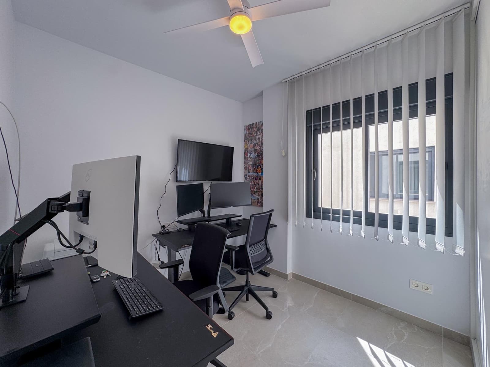 3 soveværelse Penthouse til salg i Torrevieja med swimmingpool - € 399.000 (Ref: 9744154)