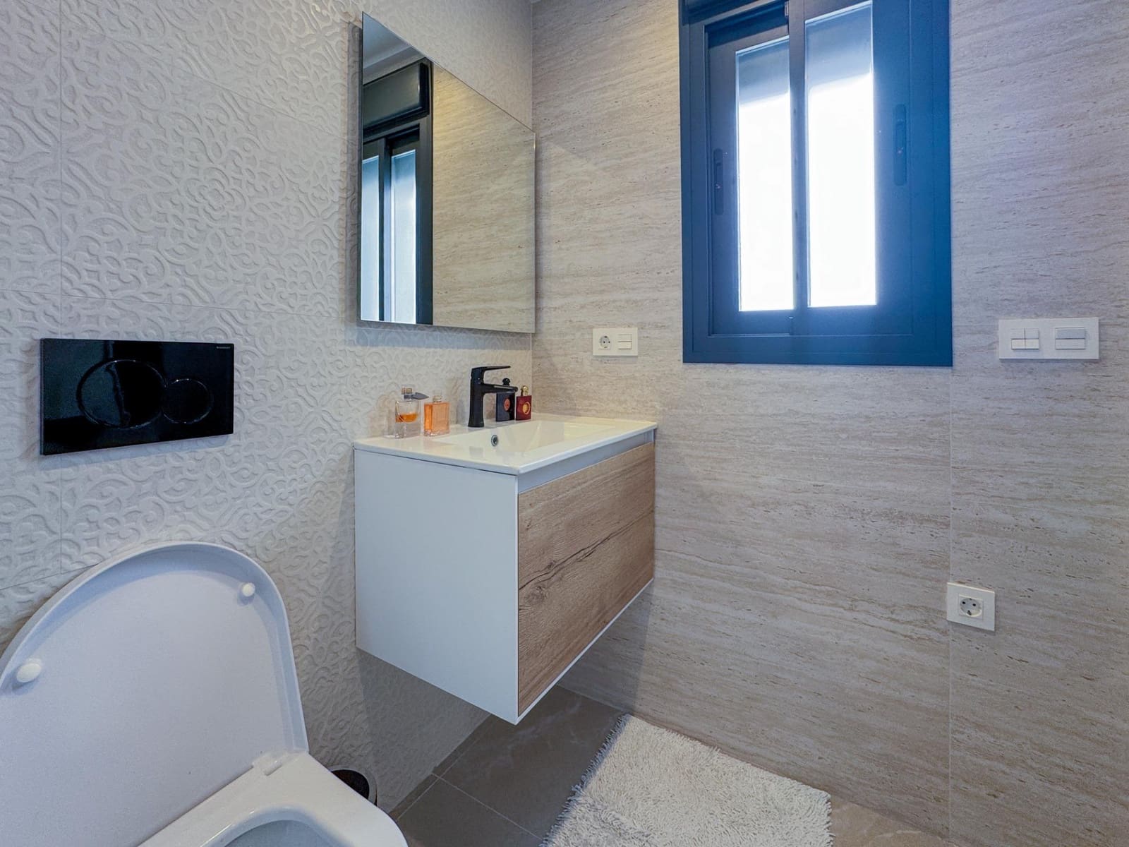3 soveværelse Penthouse til salg i Torrevieja med swimmingpool - € 399.000 (Ref: 9744154)