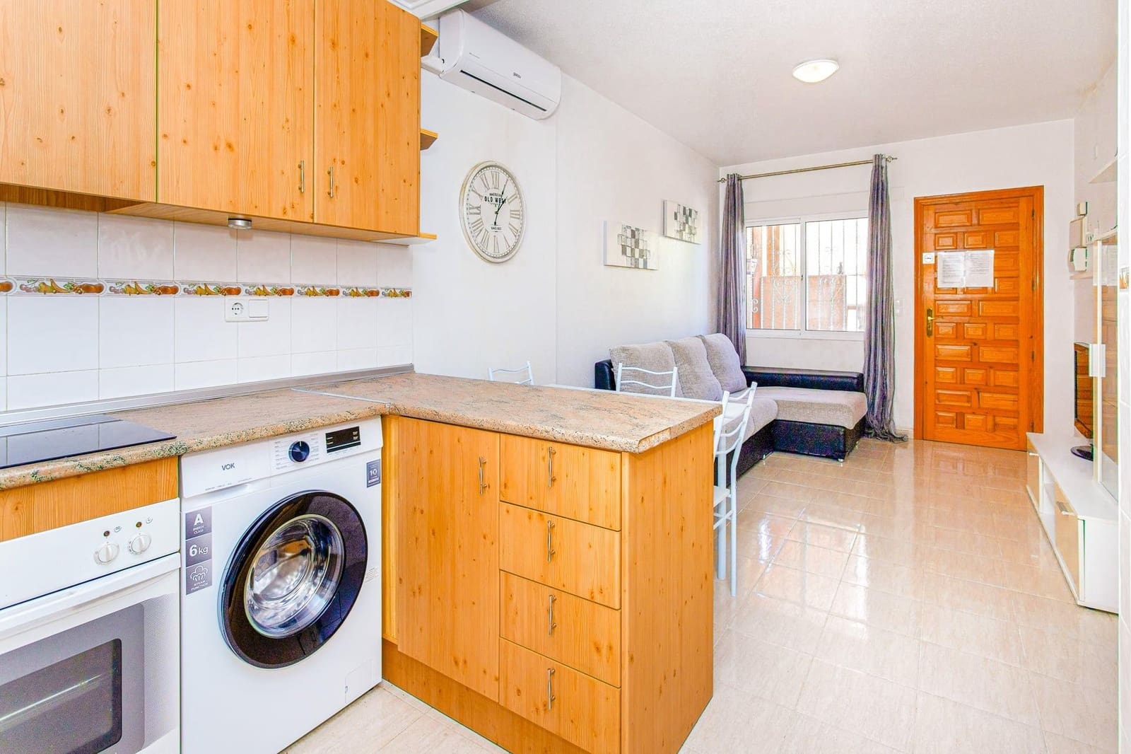 2 makuuhuone Bungalow myytävänä paikassa Orihuela Costa mukana uima-altaan 
autotalli - 145 000 € (Ref: 9745308)