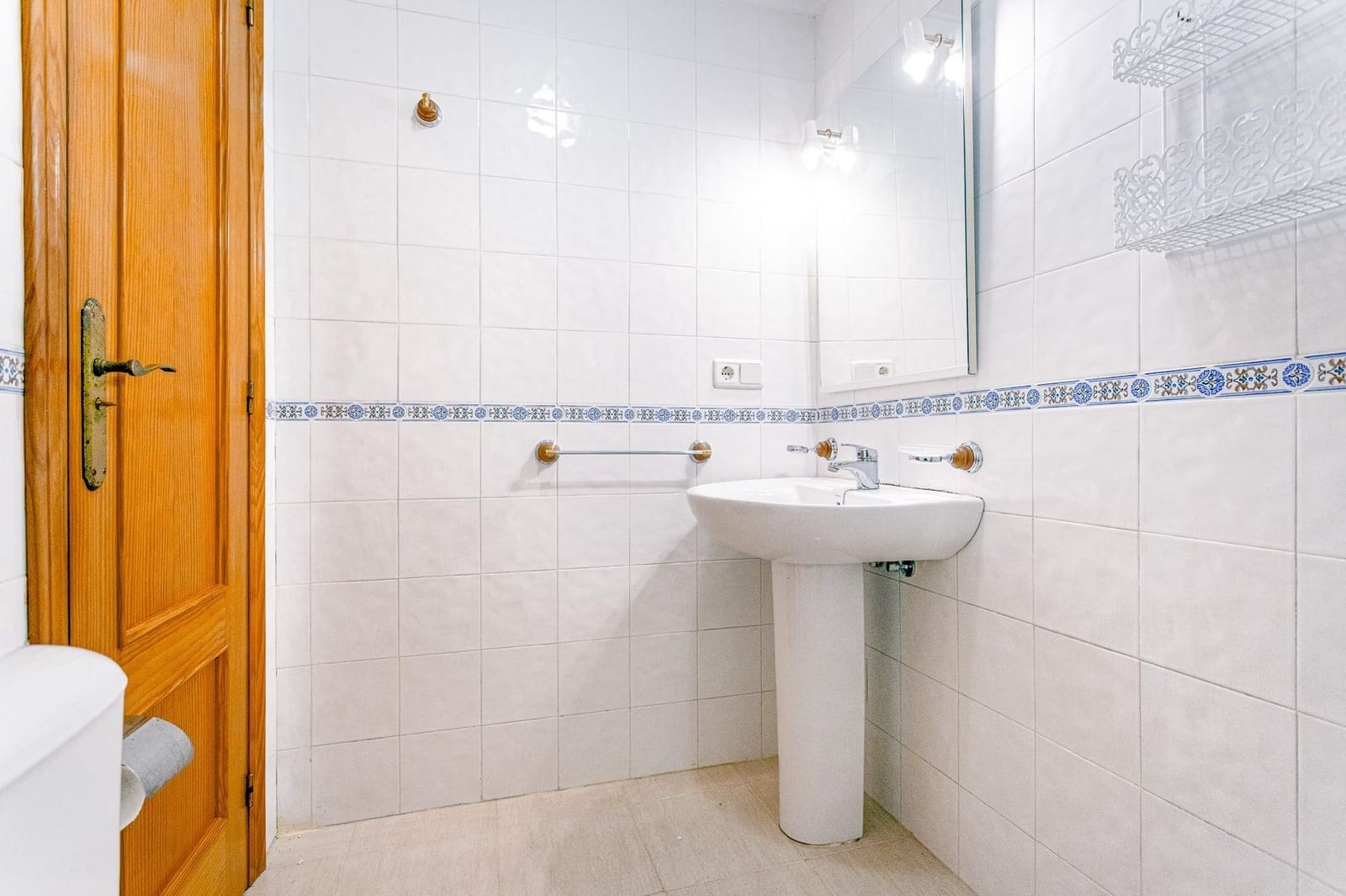 2 makuuhuone Bungalow myytävänä paikassa Orihuela Costa mukana uima-altaan 
autotalli - 145 000 € (Ref: 9745308)