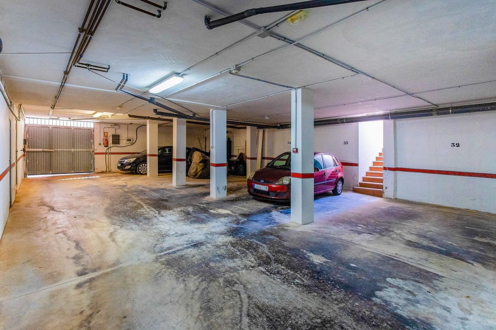 2 makuuhuone Bungalow myytävänä paikassa Orihuela Costa mukana uima-altaan 
autotalli - 145 000 € (Ref: 9745308)