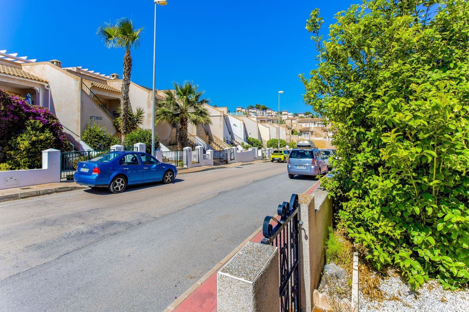 2 makuuhuone Bungalow myytävänä paikassa Orihuela Costa mukana uima-altaan 
autotalli - 145 000 € (Ref: 9745308)