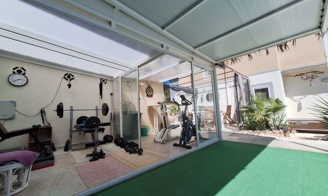 3 quarto Moradia para venda em San Miguel de Salinas com garagem - 369 995 € (Ref: 9770736)