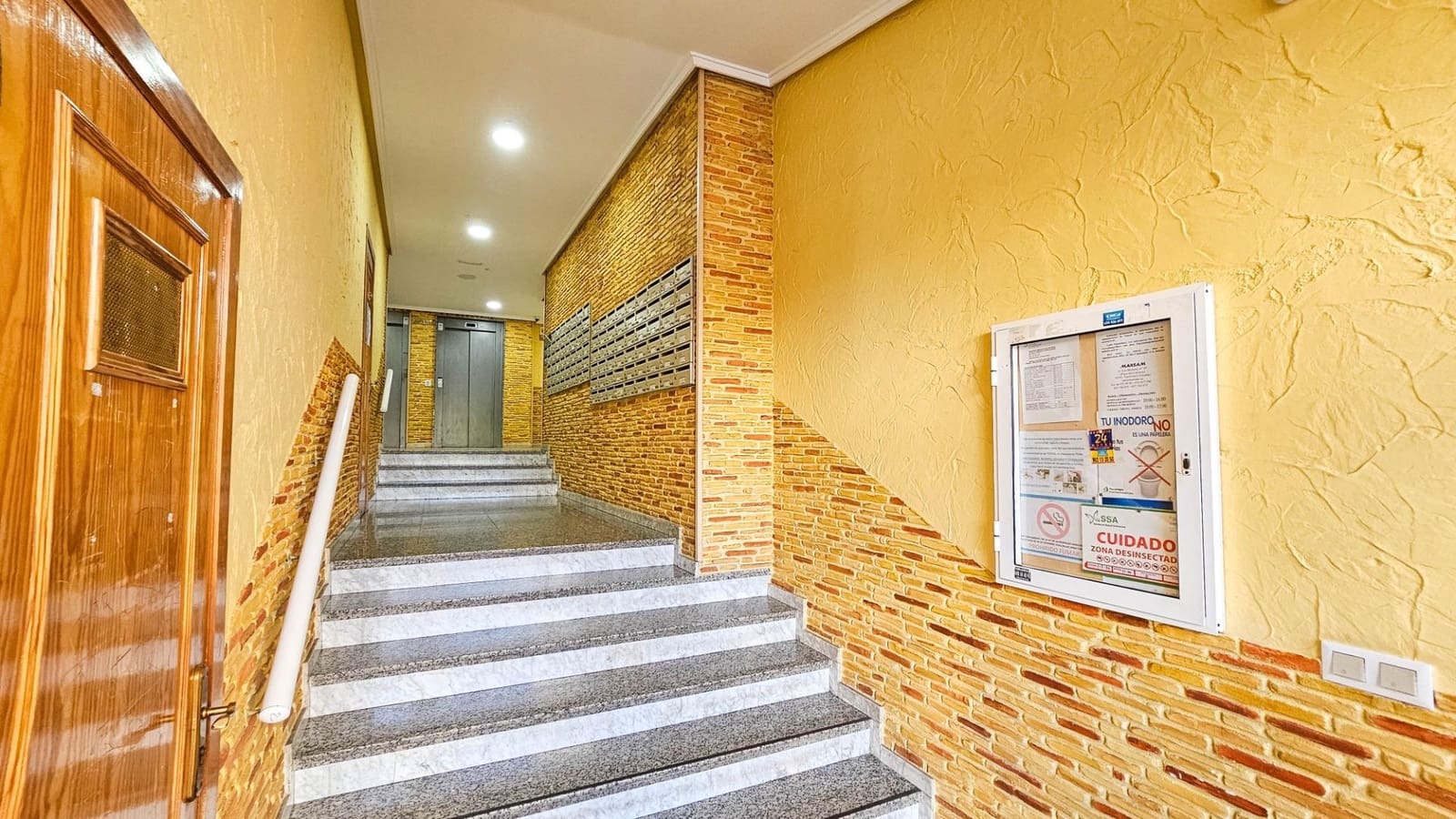 2 chambre Appartement à vendre à Torrevieja avec piscine - 125 000 € (Ref: 9770754)