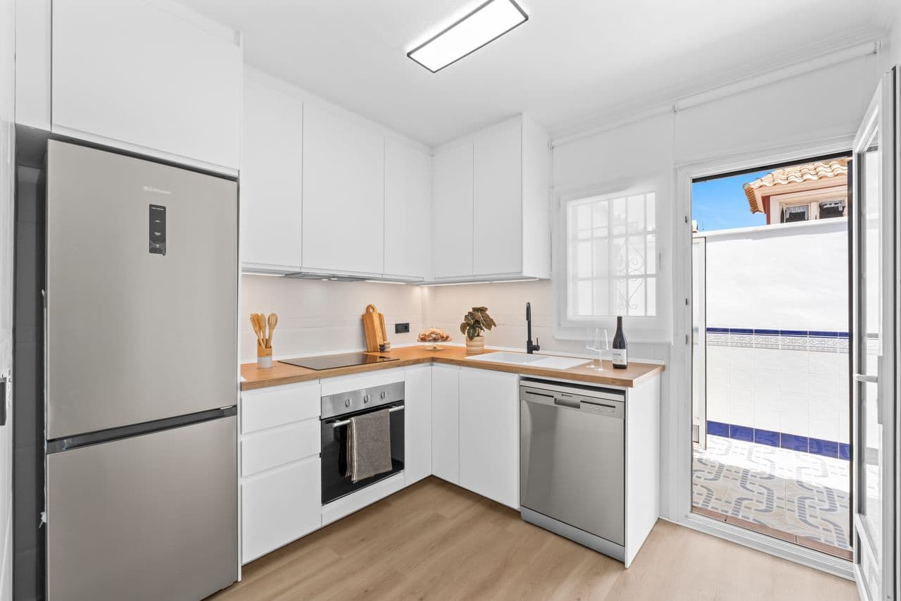 3 makuuhuone Paritalo myytävänä paikassa Villamartin - 269 800 € (Ref: 9801325)