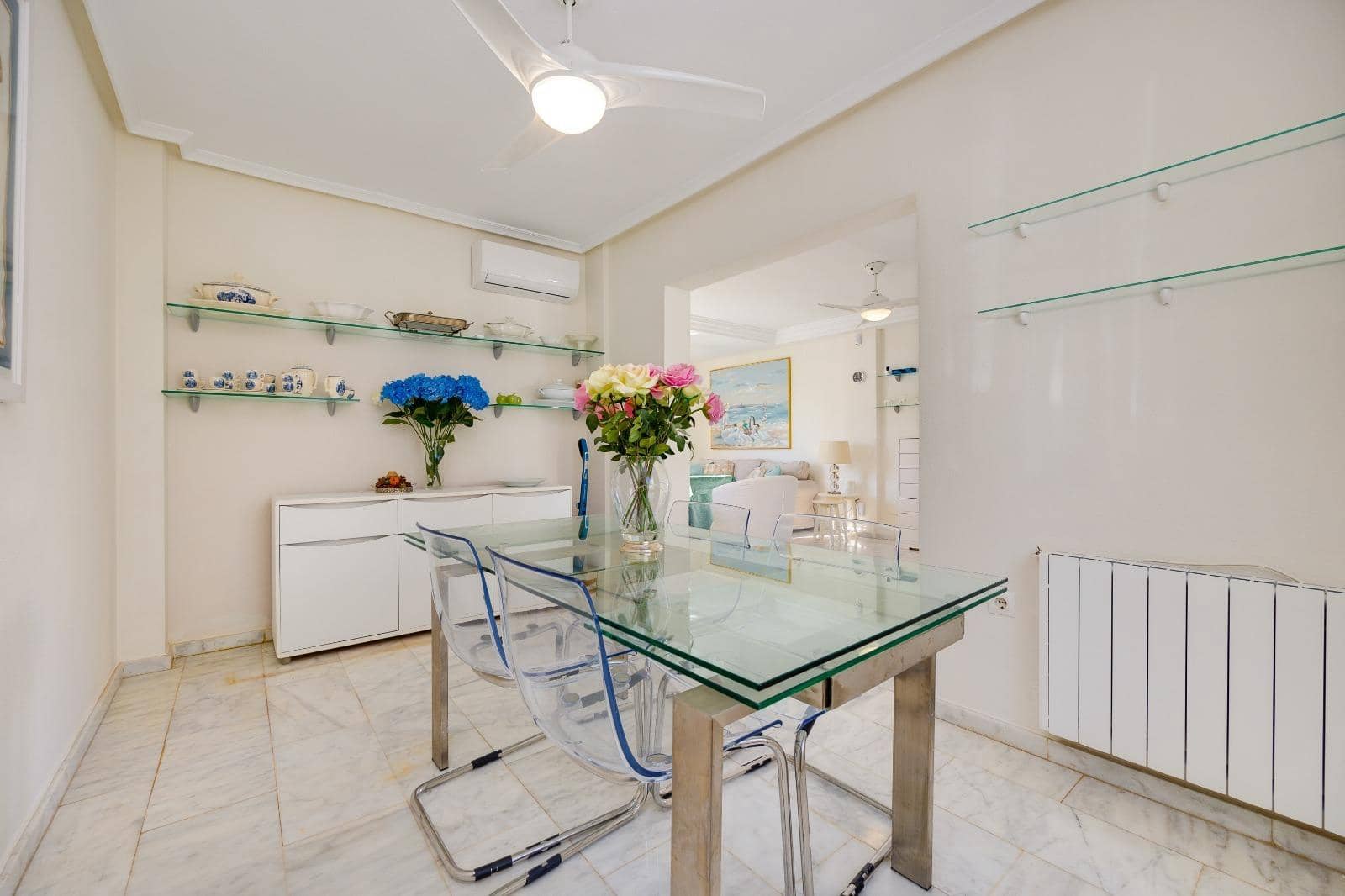 4 Zimmer Villa zu verkaufen in Filipinas mit Pool Garage - 428.000 € (Ref: 9808928)