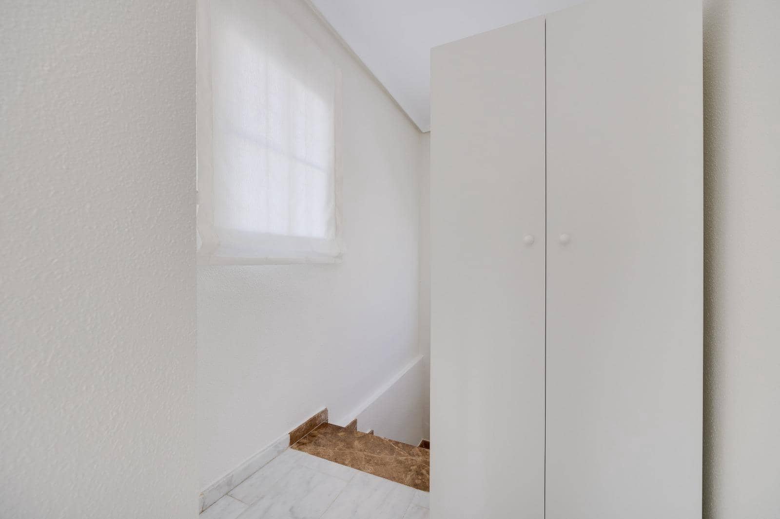 4 Zimmer Villa zu verkaufen in Filipinas mit Pool Garage - 428.000 € (Ref: 9808928)