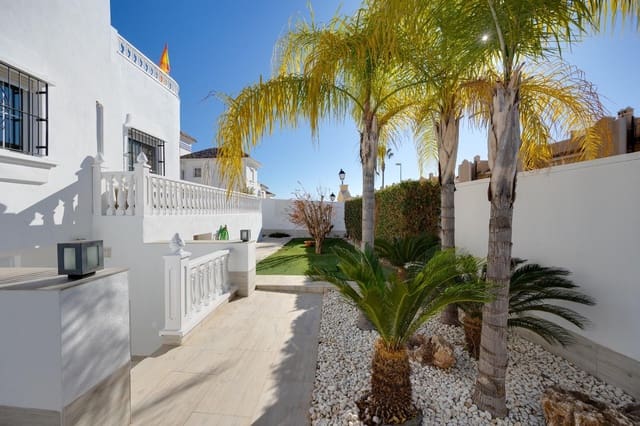 4 Zimmer Villa zu verkaufen in Las Filipinas mit Pool Garage - 428.000 € (Ref: 9808928)