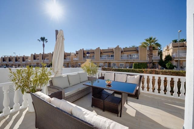 4 Zimmer Villa zu verkaufen in Las Filipinas mit Pool Garage - 428.000 € (Ref: 9808928)