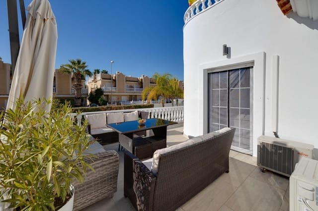 4 Zimmer Villa zu verkaufen in Las Filipinas mit Pool Garage - 428.000 € (Ref: 9808928)