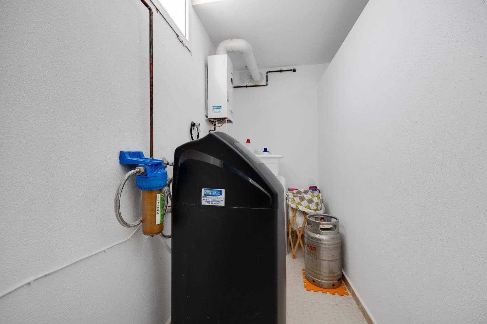 4 Zimmer Villa zu verkaufen in Filipinas mit Pool Garage - 428.000 € (Ref: 9808928)