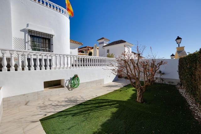 4 Zimmer Villa zu verkaufen in Las Filipinas mit Pool Garage - 428.000 € (Ref: 9808928)