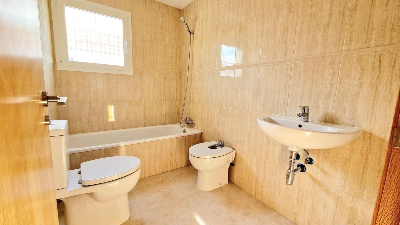 3 sypialnia Willa na sprzedaż w Purias - 389 000 € (Ref: 9823019)