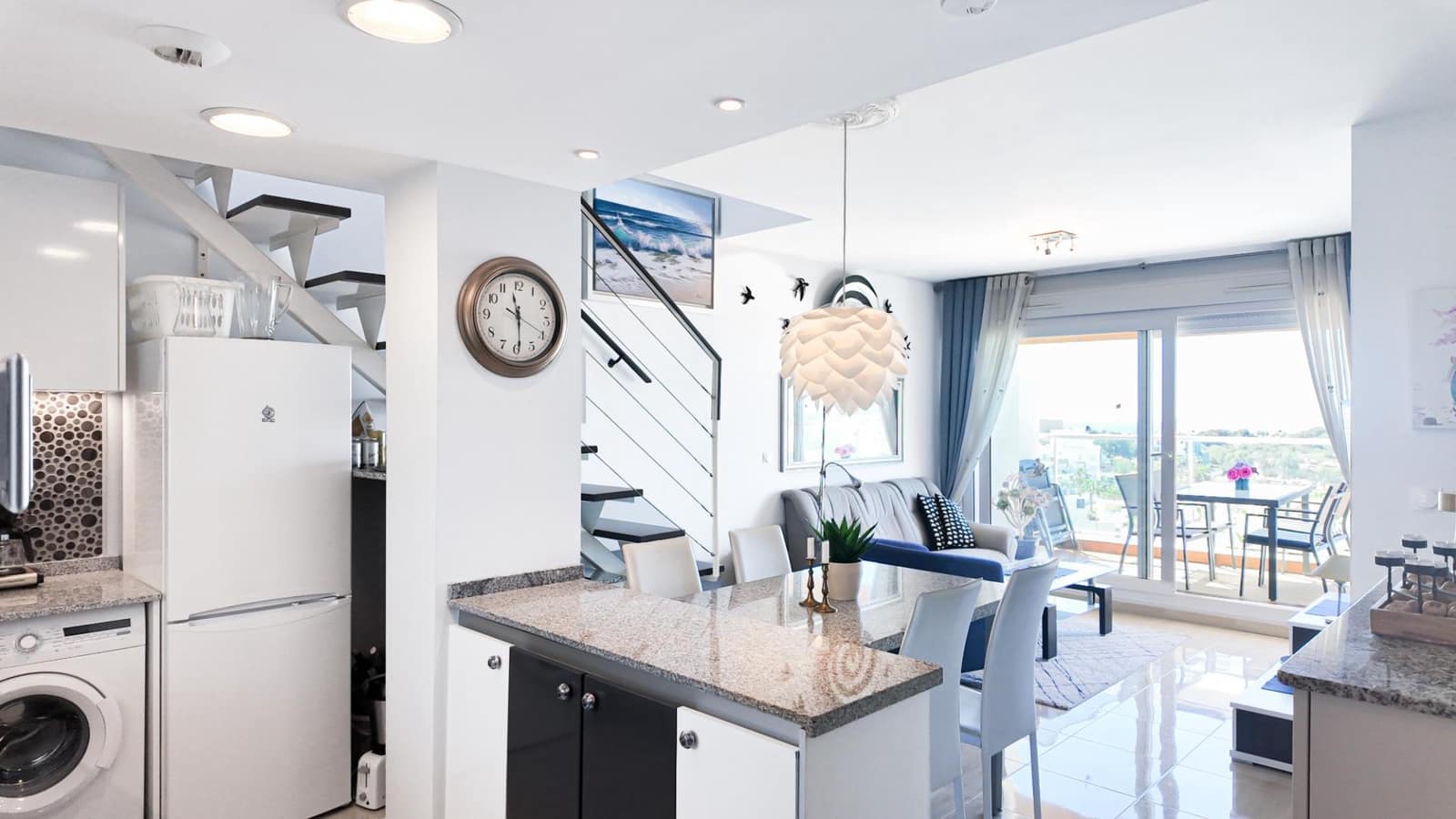 Apartamento de 2 habitaciones en Orihuela Costa en venta - 269.000 € (Ref: 9839368)