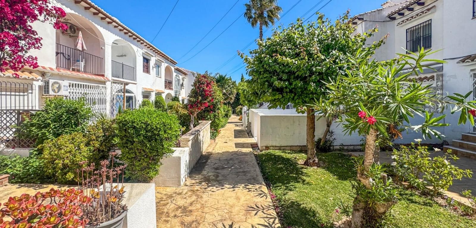 1 soveværelse Bungalow til salg i Torrevieja - € 146.000 (Ref: 9839375)