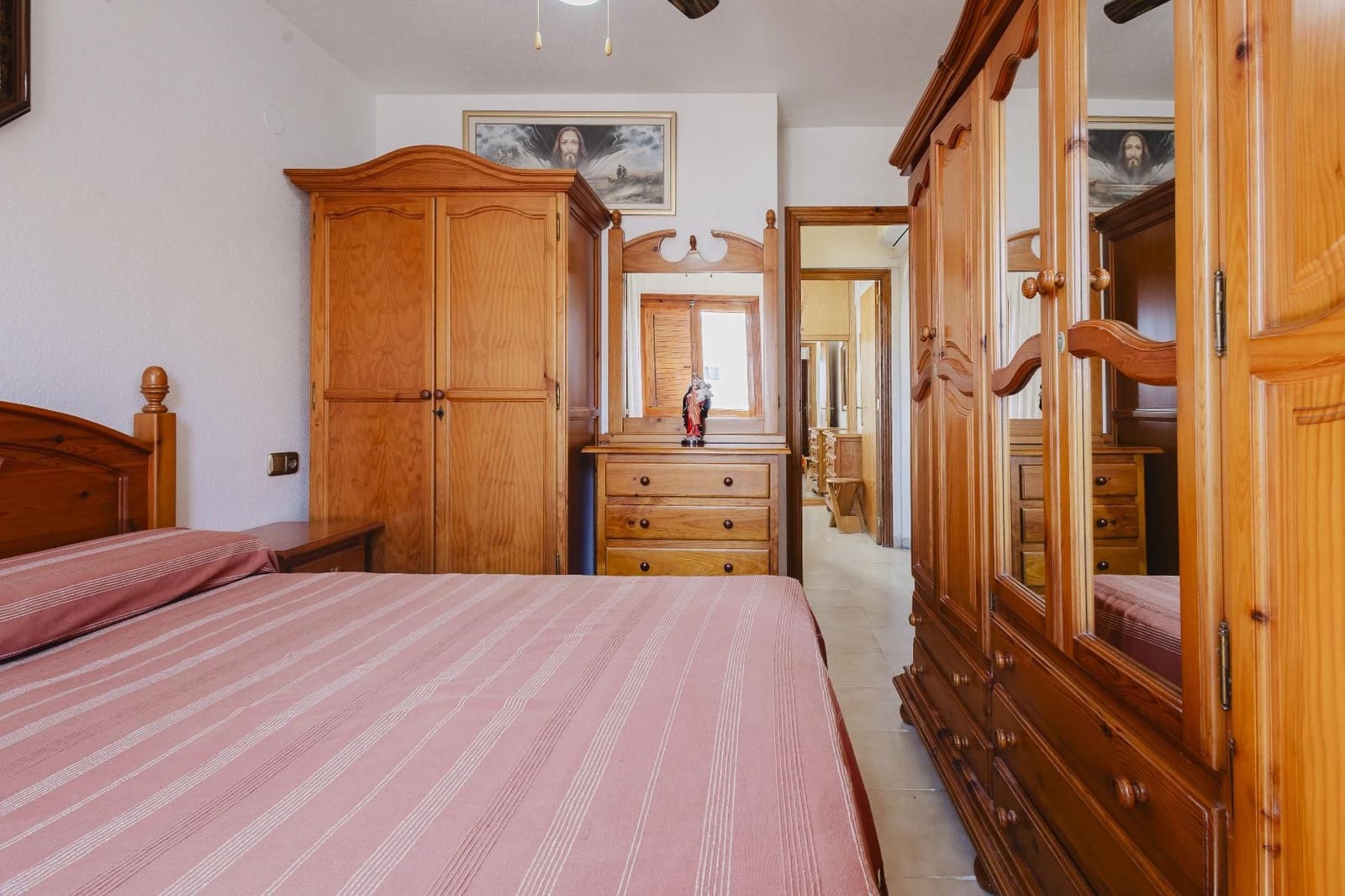 2 soverom Penthouse til salgs i Torrevieja med garasje - € 159 990 (Ref: 9868969)