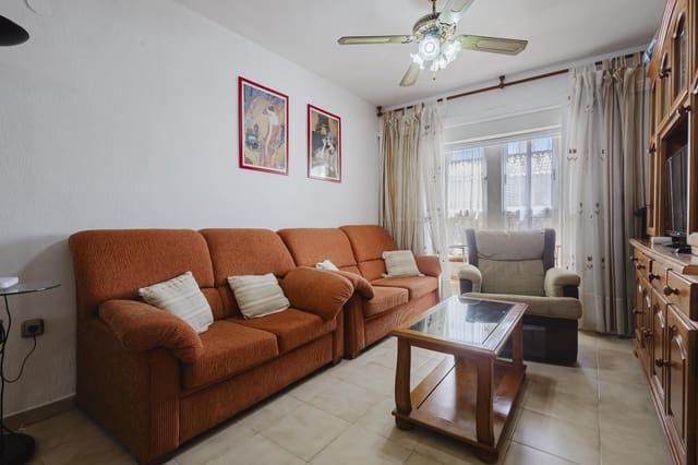 2 soveværelse Penthouse til salg i Playa del Acequión, Torrevieja med garage - € 159.990 (Ref: 9868969)