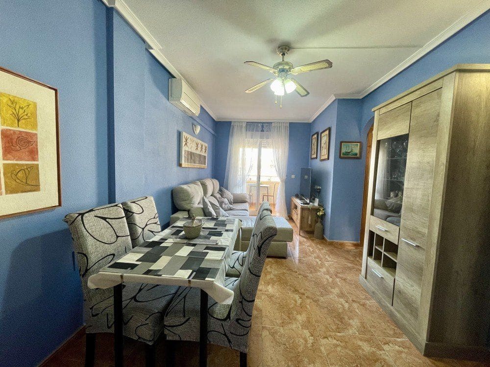 2 slaapkamer Penthouse te koop in Torrevieja - € 149.900 (Ref: 9868992)