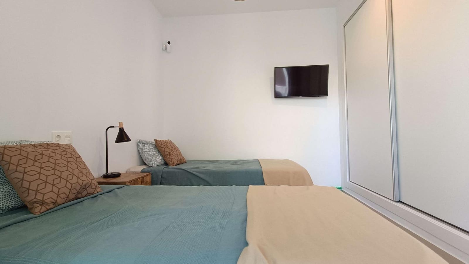 2 bedroom Apartment for sale in Algorfa - € 245,000 (Ref: 9868996)