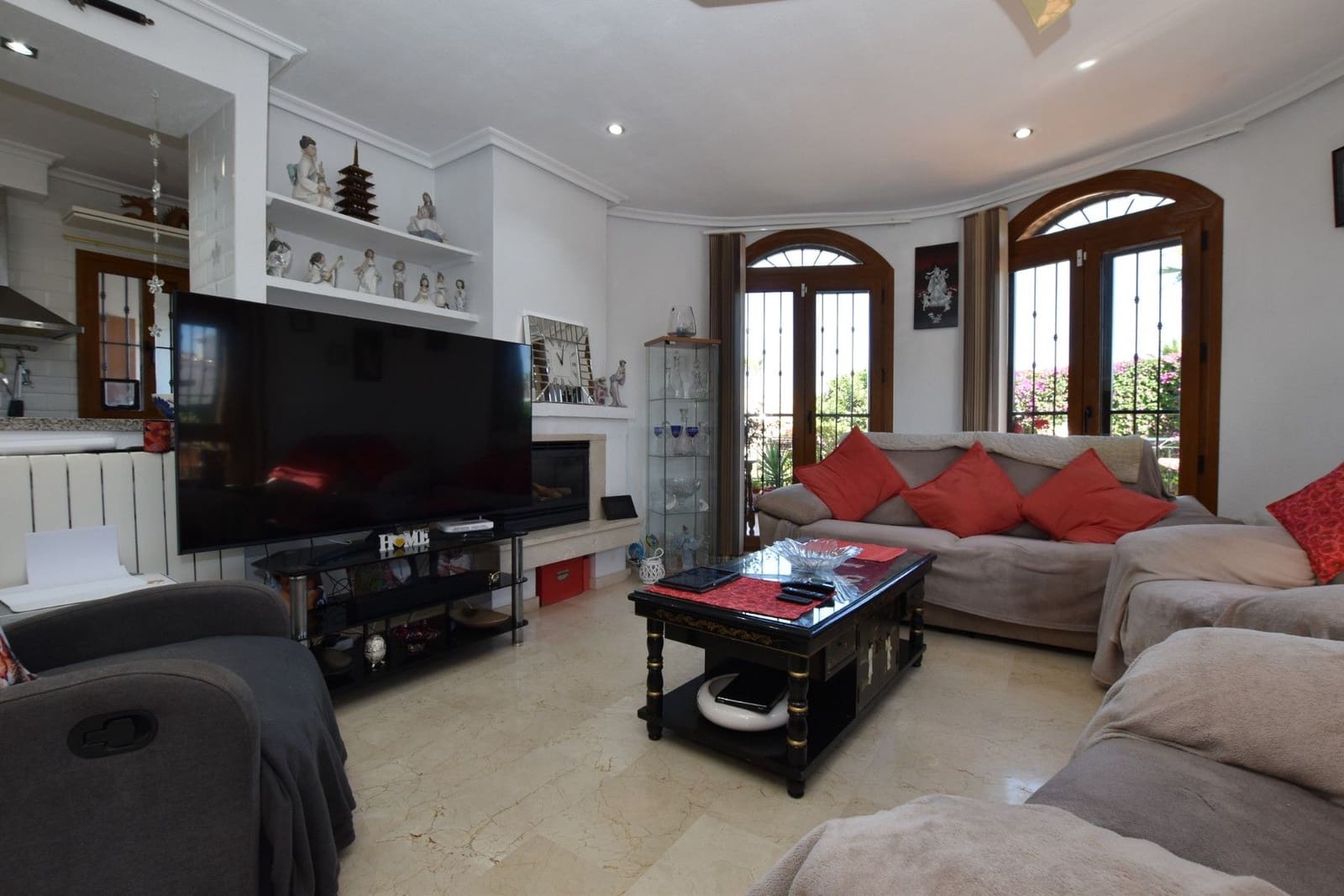 3 soveværelse Villa til salg i Algorfa med garage - € 395.000 (Ref: 9868999)