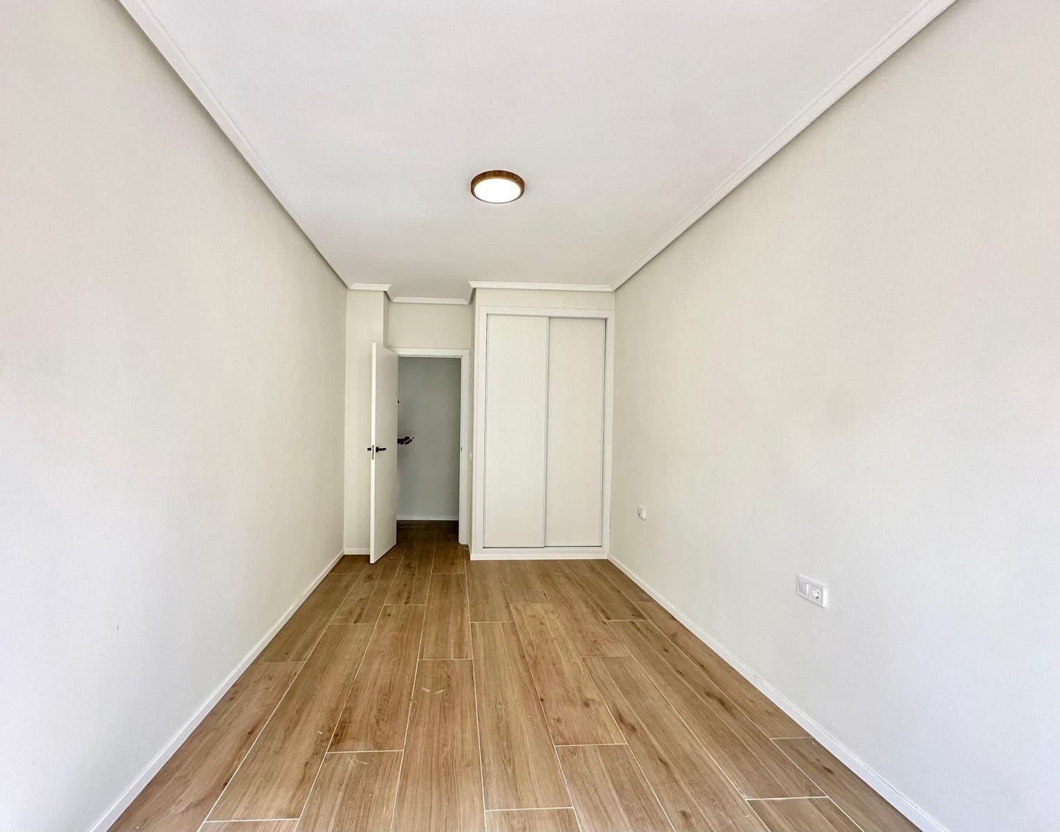 3 sypialnia Apartament na sprzedaż w Torrevieja - 164 900 € (Ref: 9869001)
