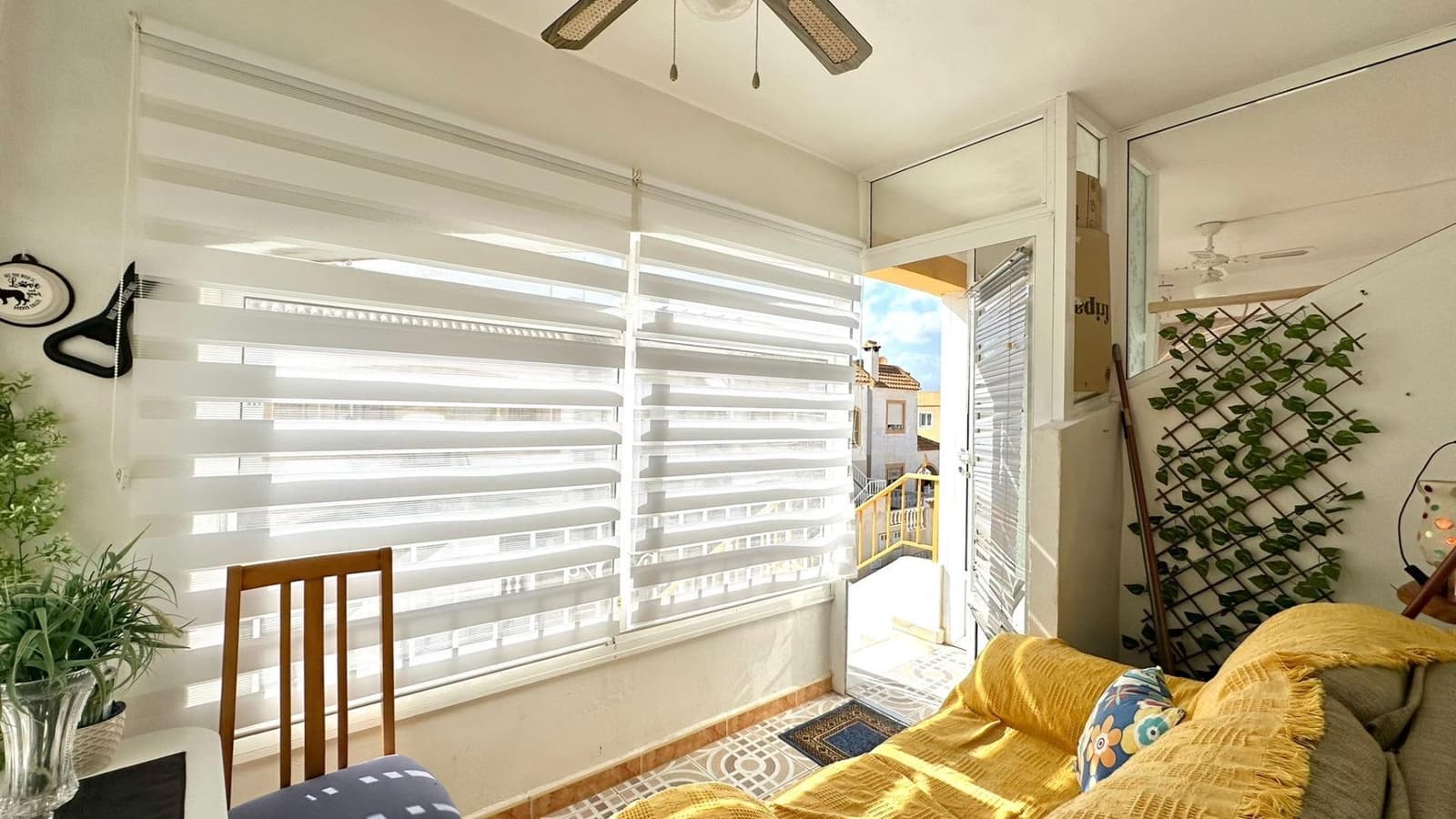 2 bedroom Bungalow for sale in El Limonar with pool - € 135,000 (Ref: 9869003)