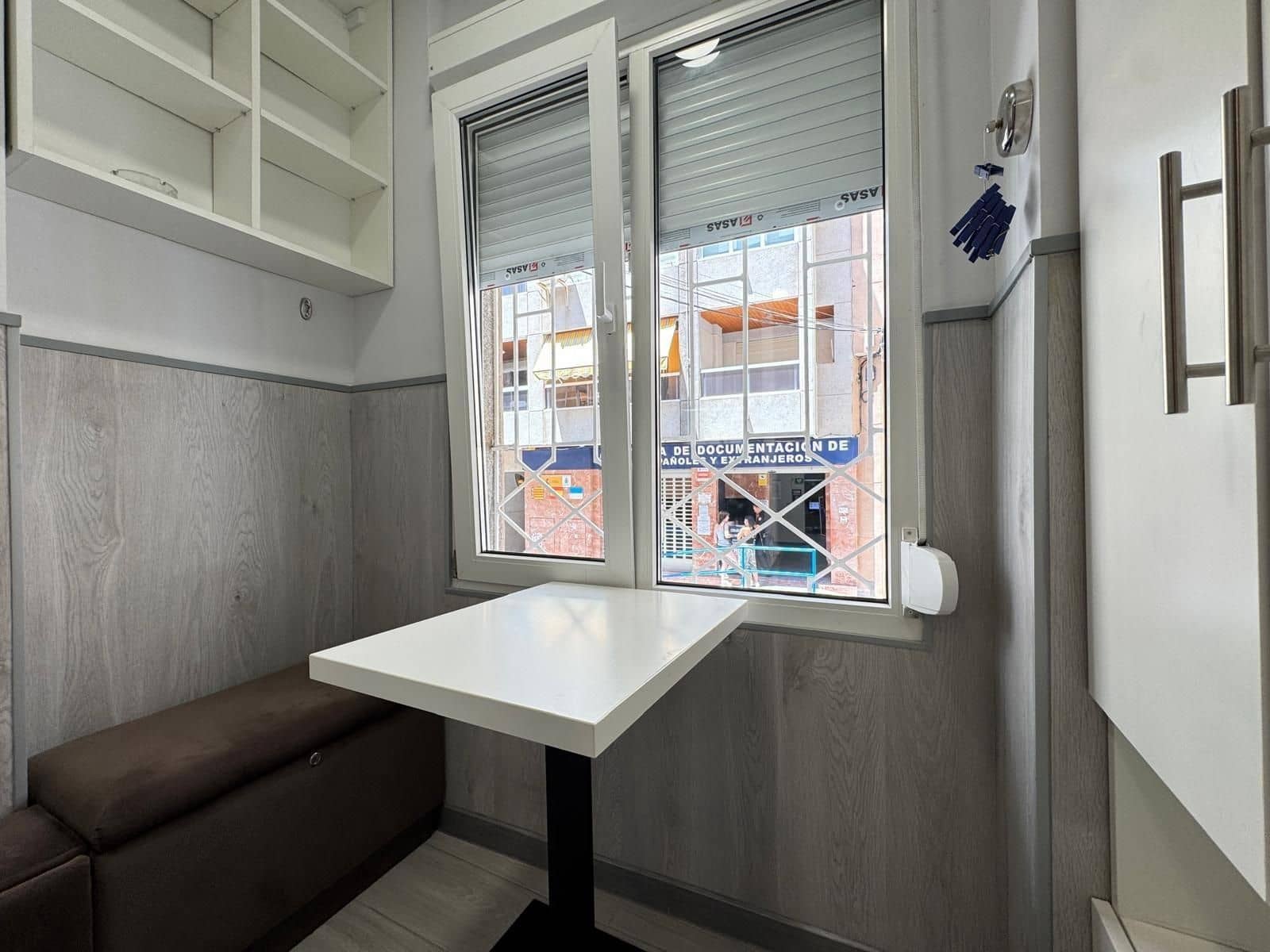 2 sovrum Lägenhet till salu i Torrevieja - 155 000 € (Ref: 9869012)