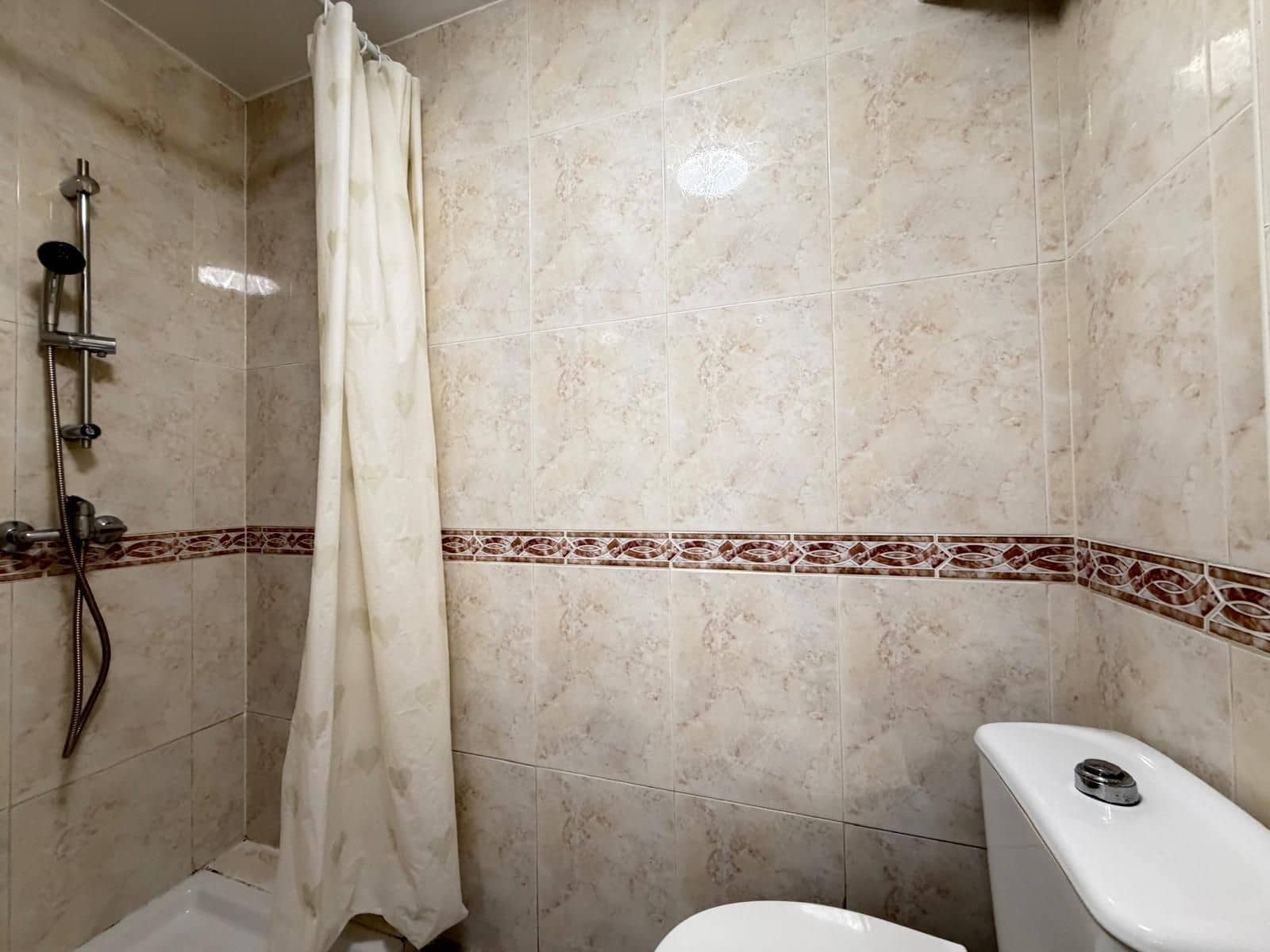 2 sovrum Lägenhet till salu i Torrevieja - 109 900 € (Ref: 9869013)
