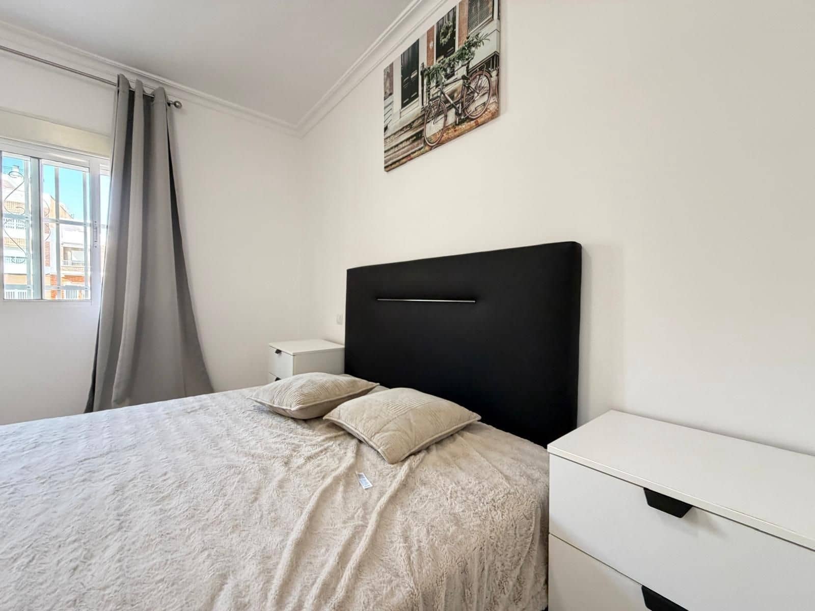 2 sovrum Lägenhet till salu i Torrevieja - 109 900 € (Ref: 9869013)