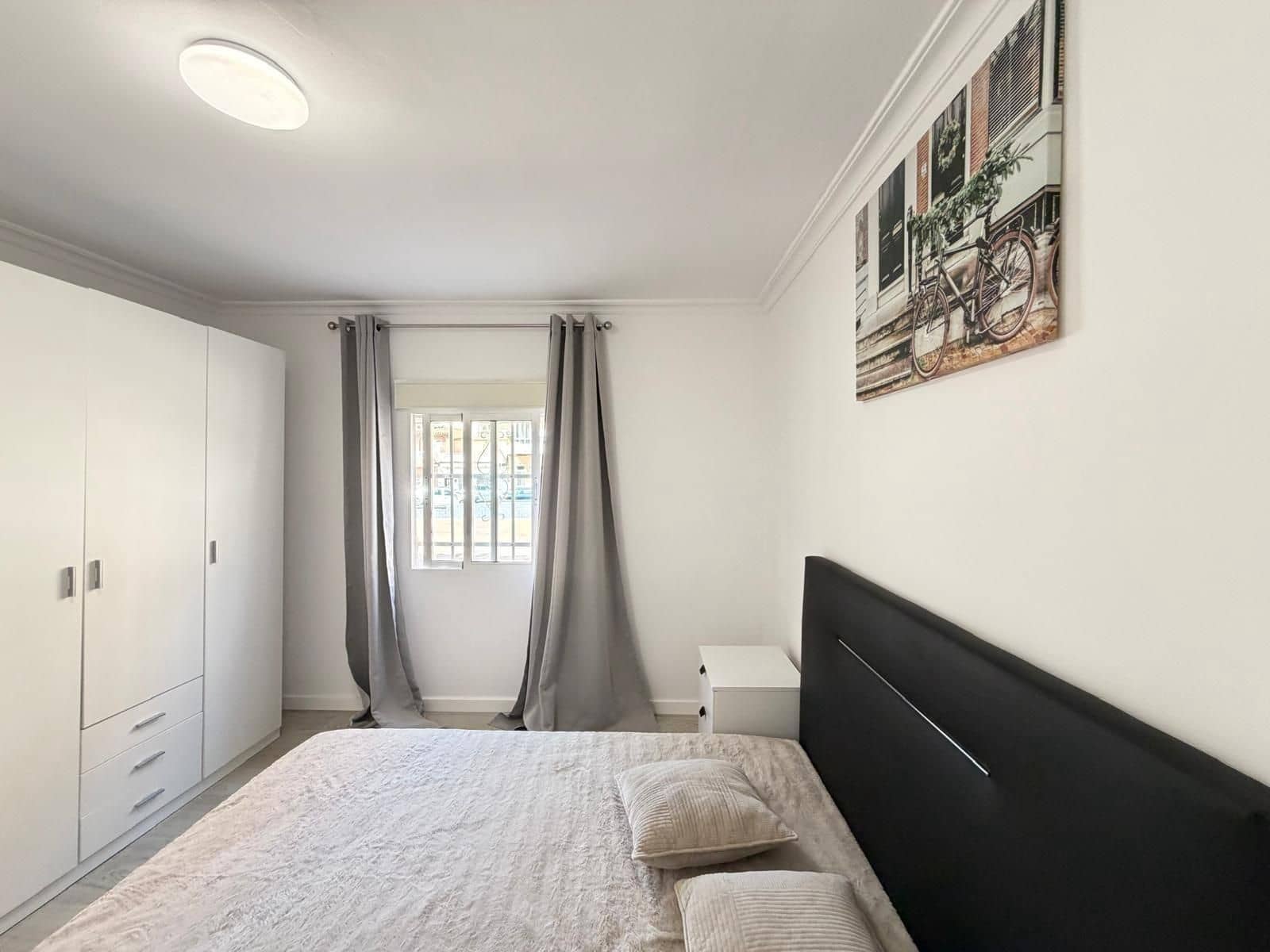 2 sovrum Lägenhet till salu i Torrevieja - 109 900 € (Ref: 9869013)