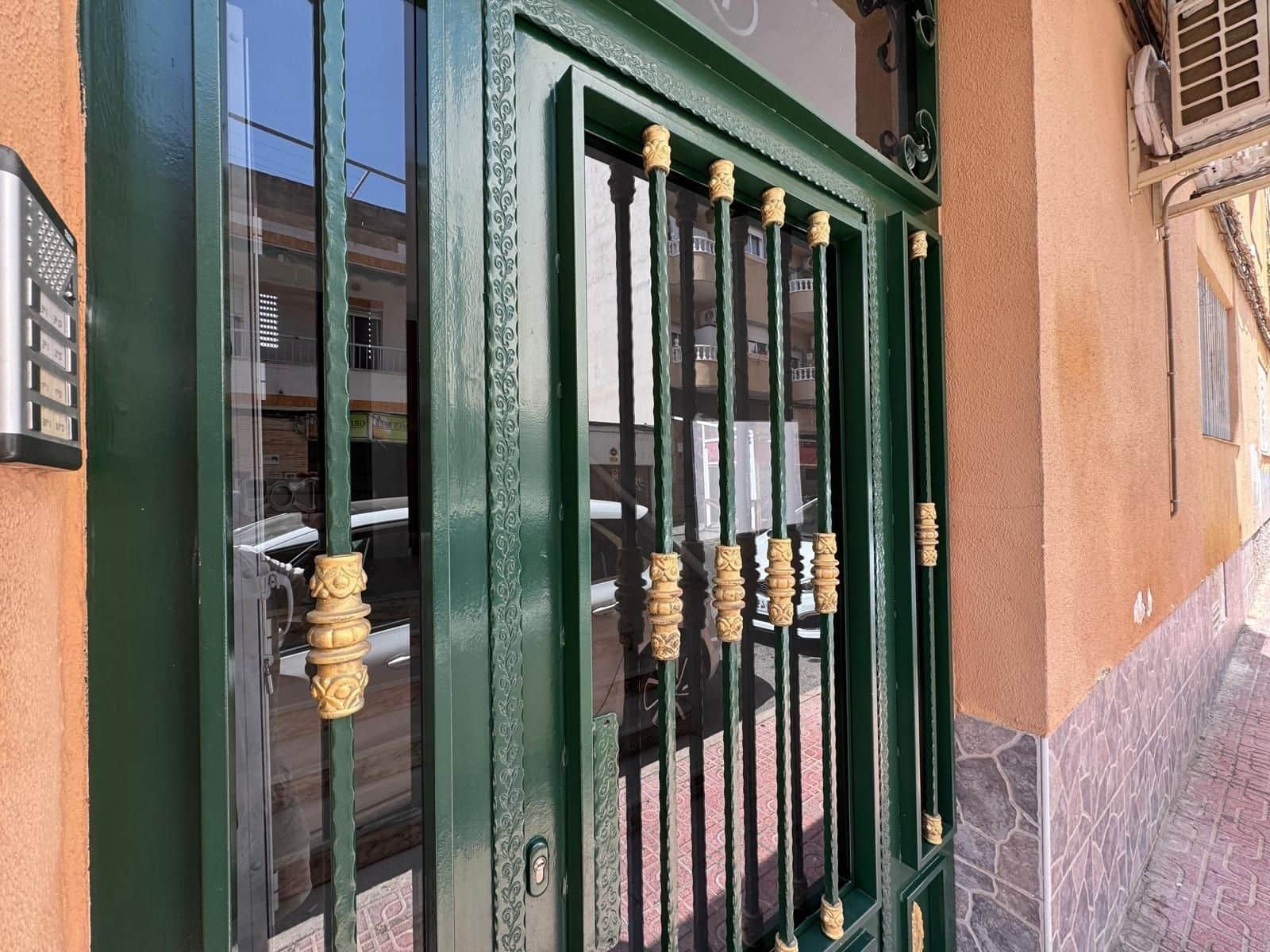 2 sovrum Lägenhet till salu i Torrevieja - 109 900 € (Ref: 9869013)