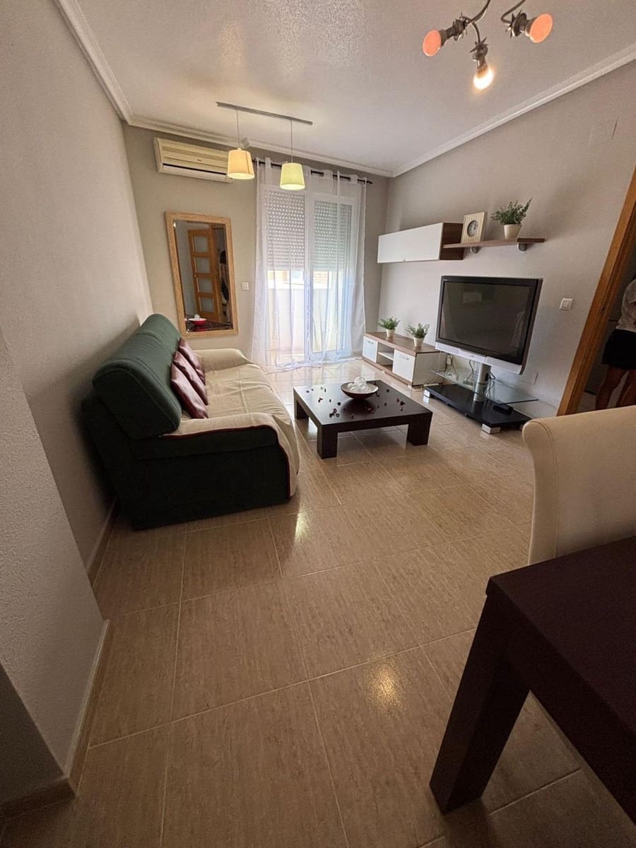 2 makuuhuone Huoneisto myytävänä paikassa Torrevieja - 142 000 € (Ref: 9869014)
