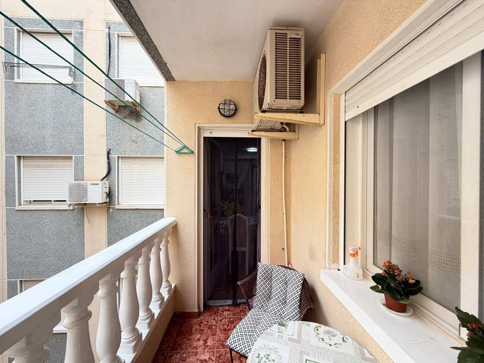 1 bedroom Apartment for sale in Torrevieja - € 115,900 (Ref: 9869018)