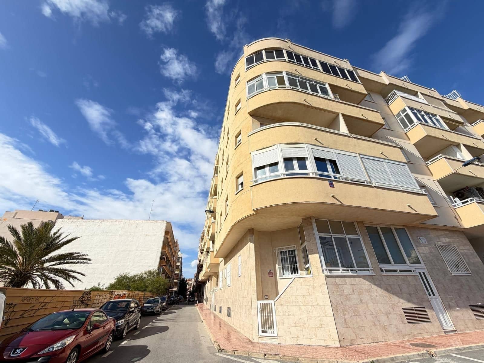 2 slaapkamer Appartement te koop in Torrevieja - € 179.000 (Ref: 9869019)