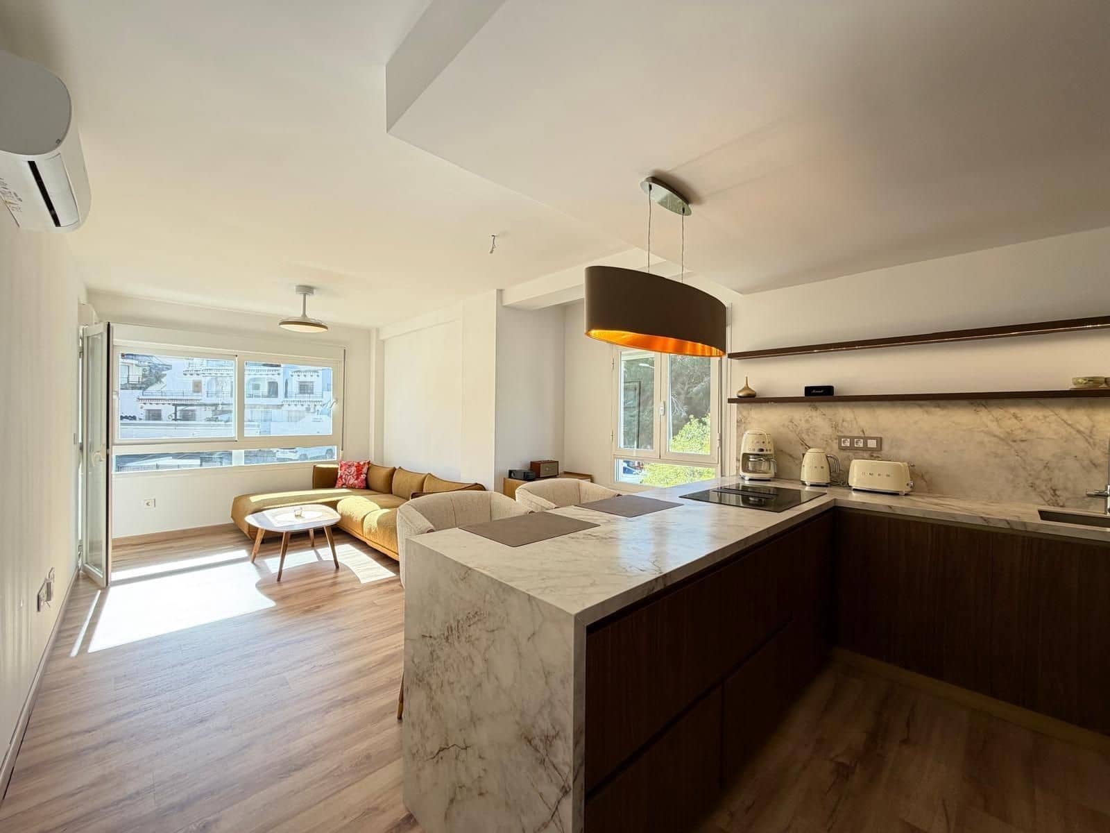 Apartamento de 2 habitaciones en Orihuela Costa en venta con piscina - 310.000 € (Ref: 9869020)
