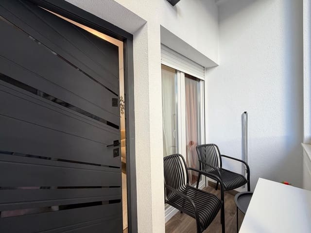 2 quarto Apartamento para venda em Torrevieja - 155 000 € (Ref: 9869023)