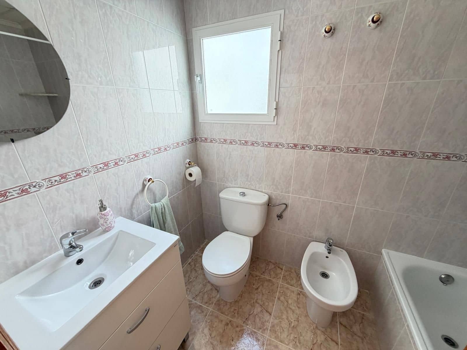 2 soverom Penthouse til salgs i Torrevieja - € 179 900 (Ref: 9869025)