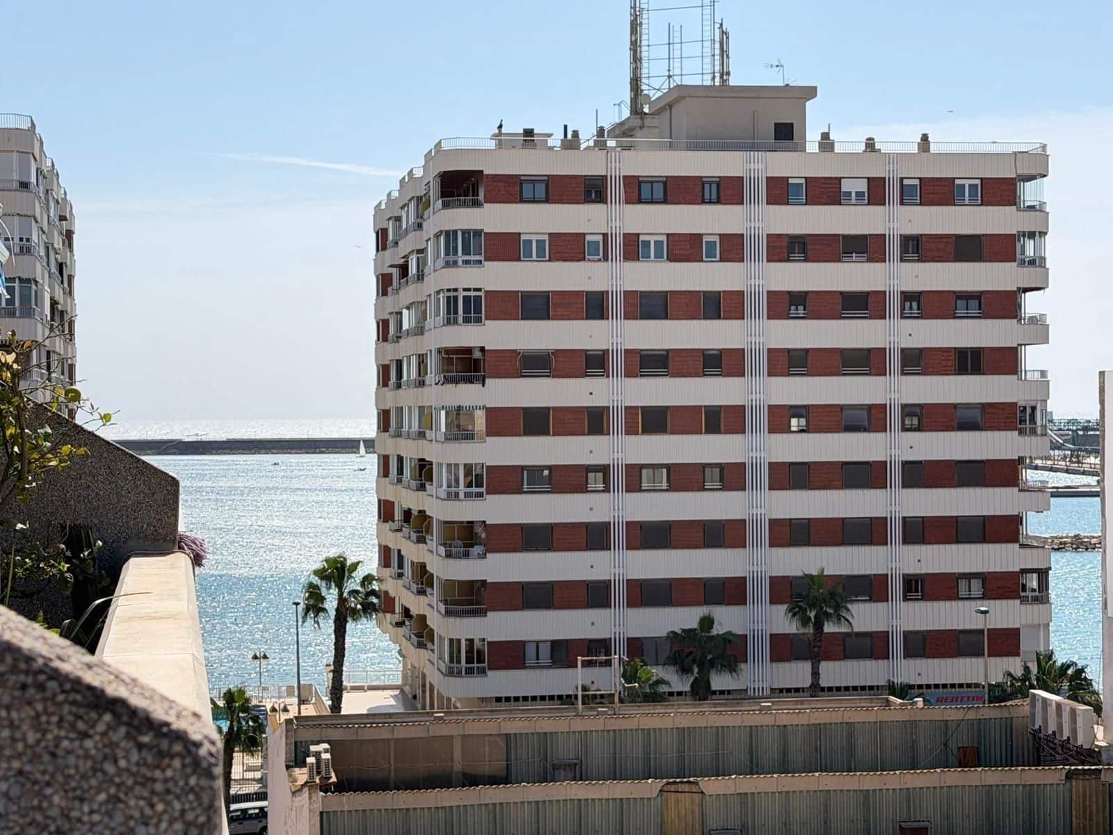 1 soverom Penthouse til salgs i Torrevieja - € 126 000 (Ref: 9869029)