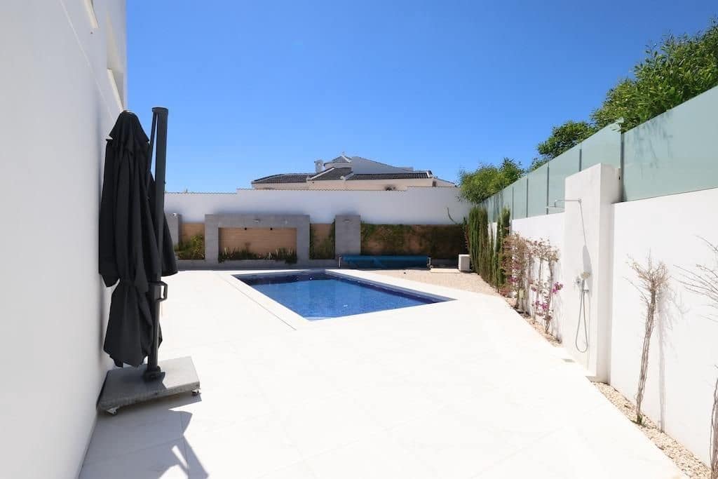3 Zimmer Villa zu verkaufen in Ciudad Quesada - 699.000 € (Ref: 9869055)