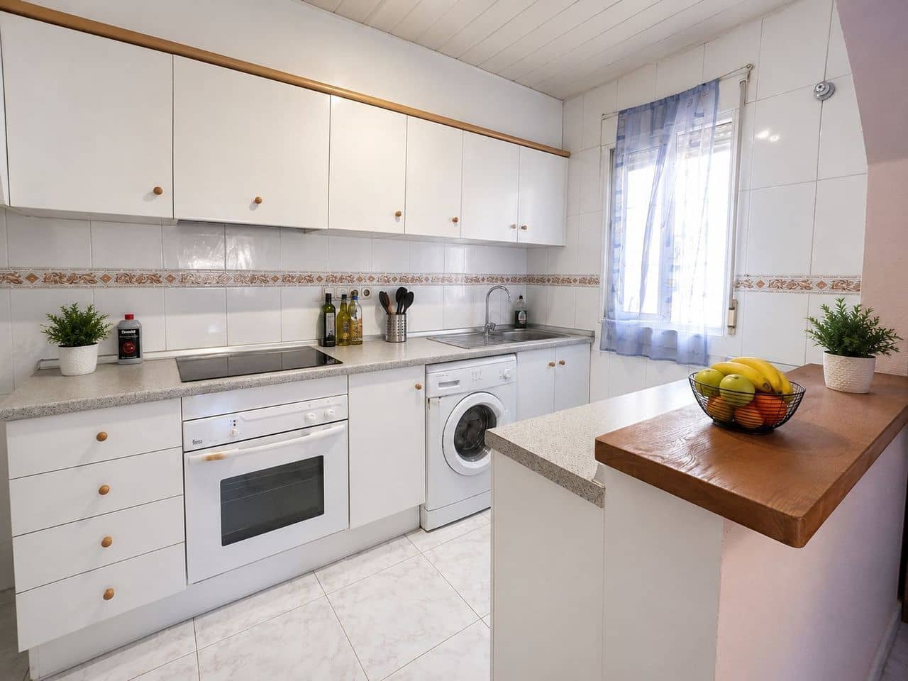 Apartamento de 2 habitaciones en Torrevieja en venta - 136.900 € (Ref: 9869063)