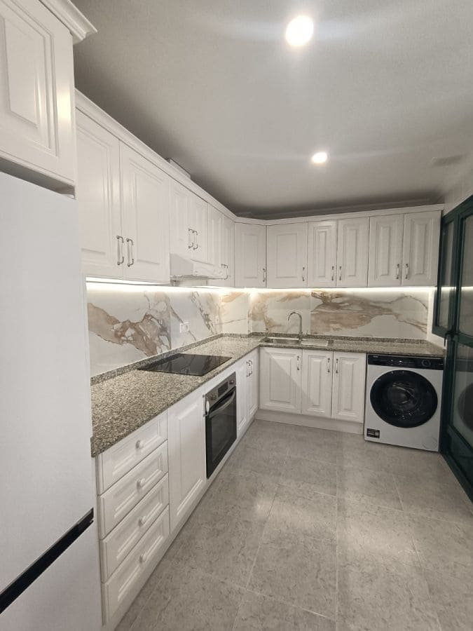 2 chambre Appartement à vendre à Filipinas - 220 000 € (Ref: 9869067)