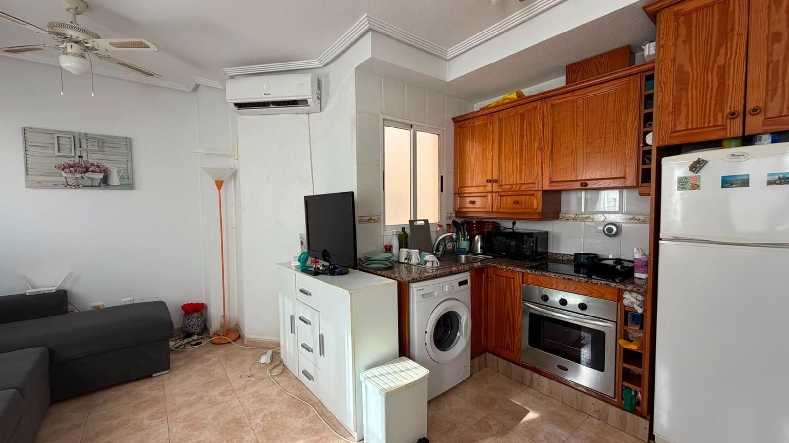 1 soverom Leilighet til salgs i Torrevieja med svømmebasseng - € 112 000 (Ref: 9869071)
