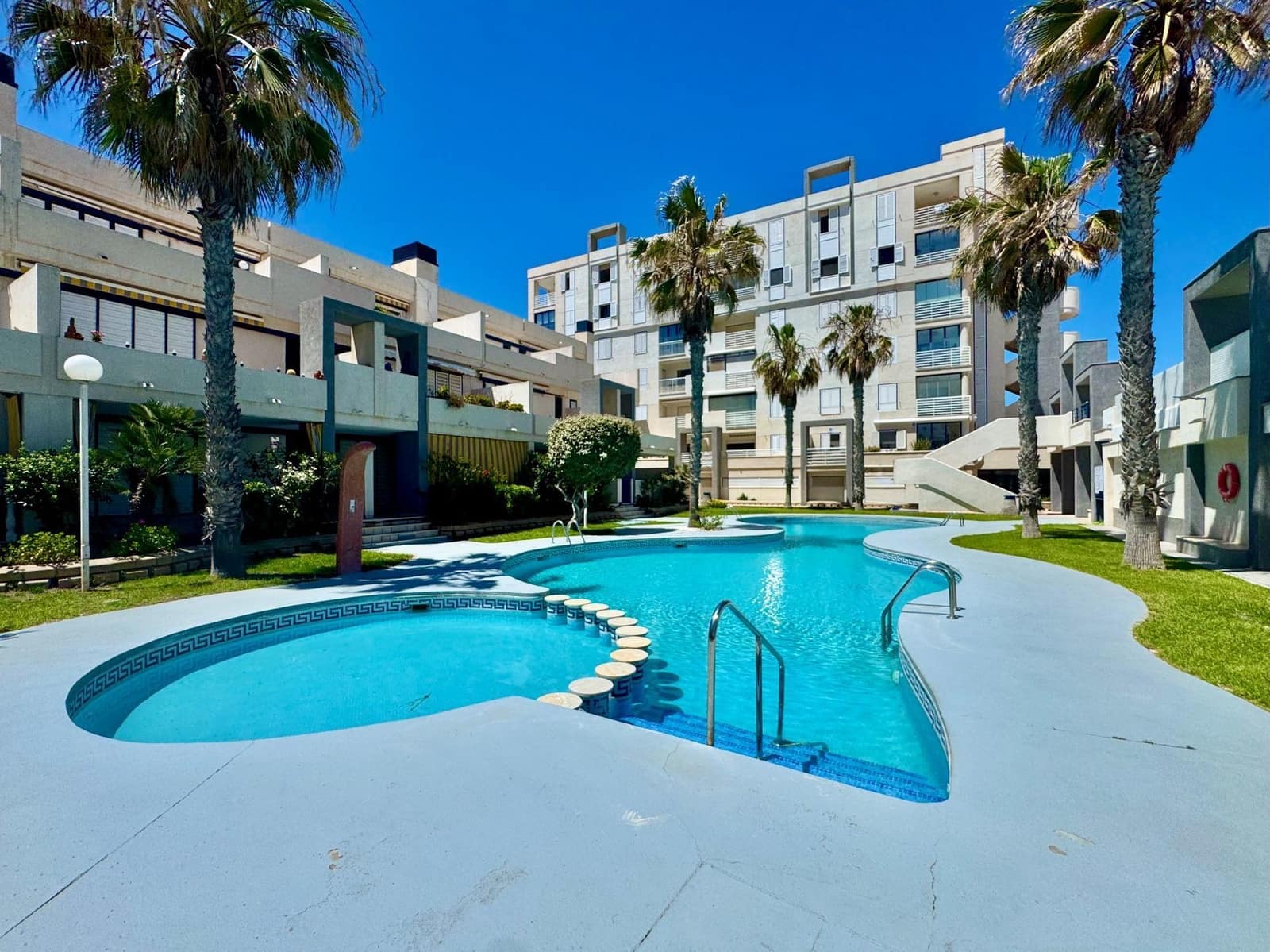 2 soverom Leilighet til salgs i La Mata med svømmebasseng - € 319 000 (Ref: 9869081)