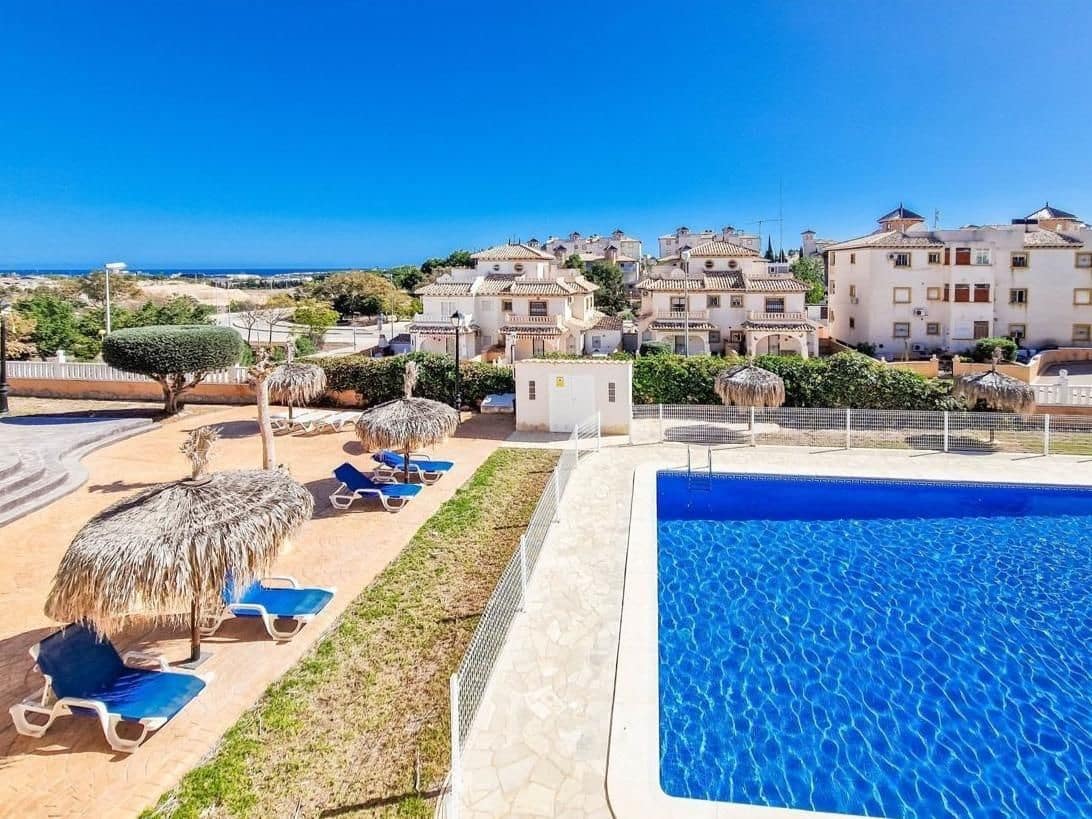2 soverom Leilighet til salgs i Orihuela Costa med svømmebasseng - € 149 900 (Ref: 9869093)