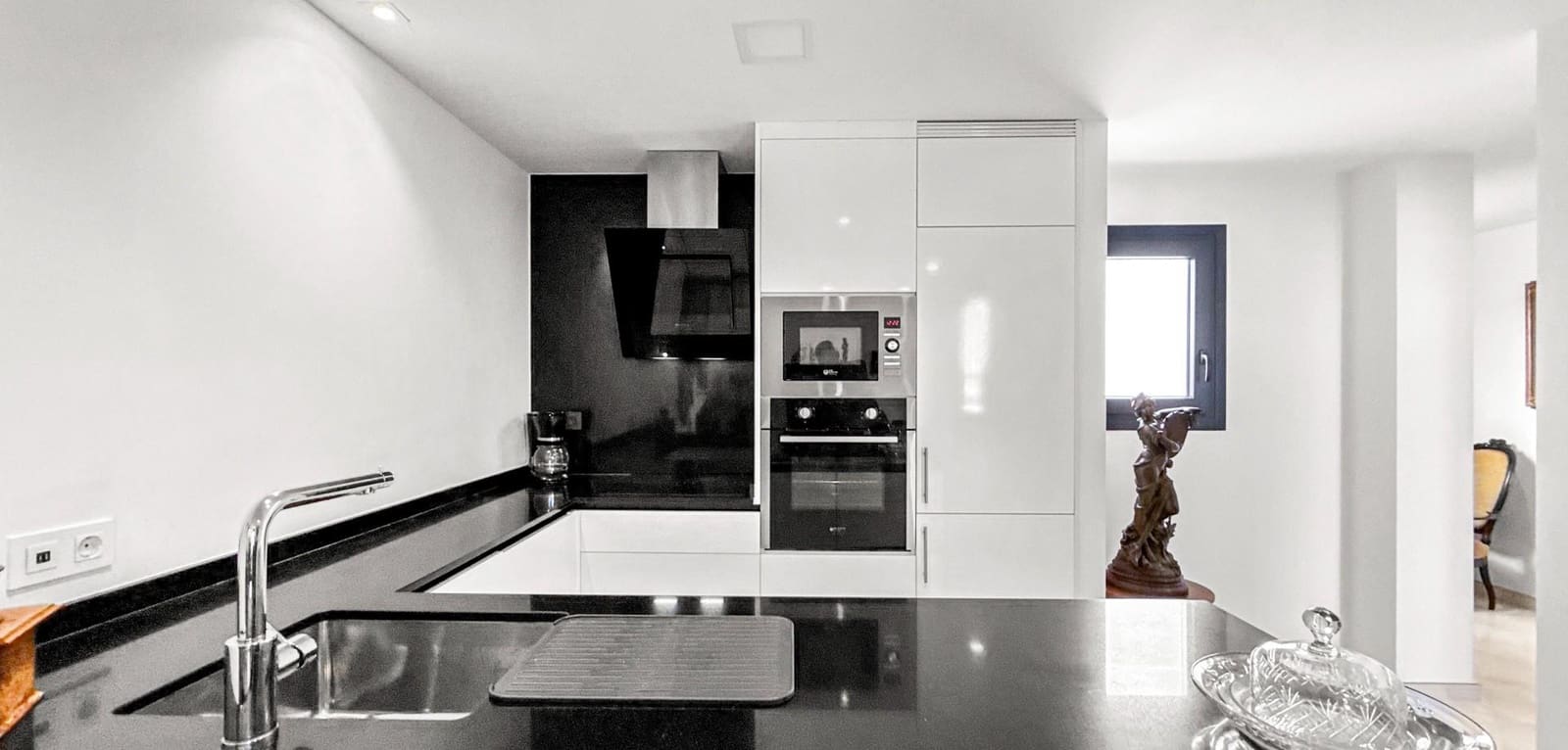 Apartamento de 2 habitaciones en Orihuela Costa en venta con garaje - 259.000 € (Ref: 9869098)